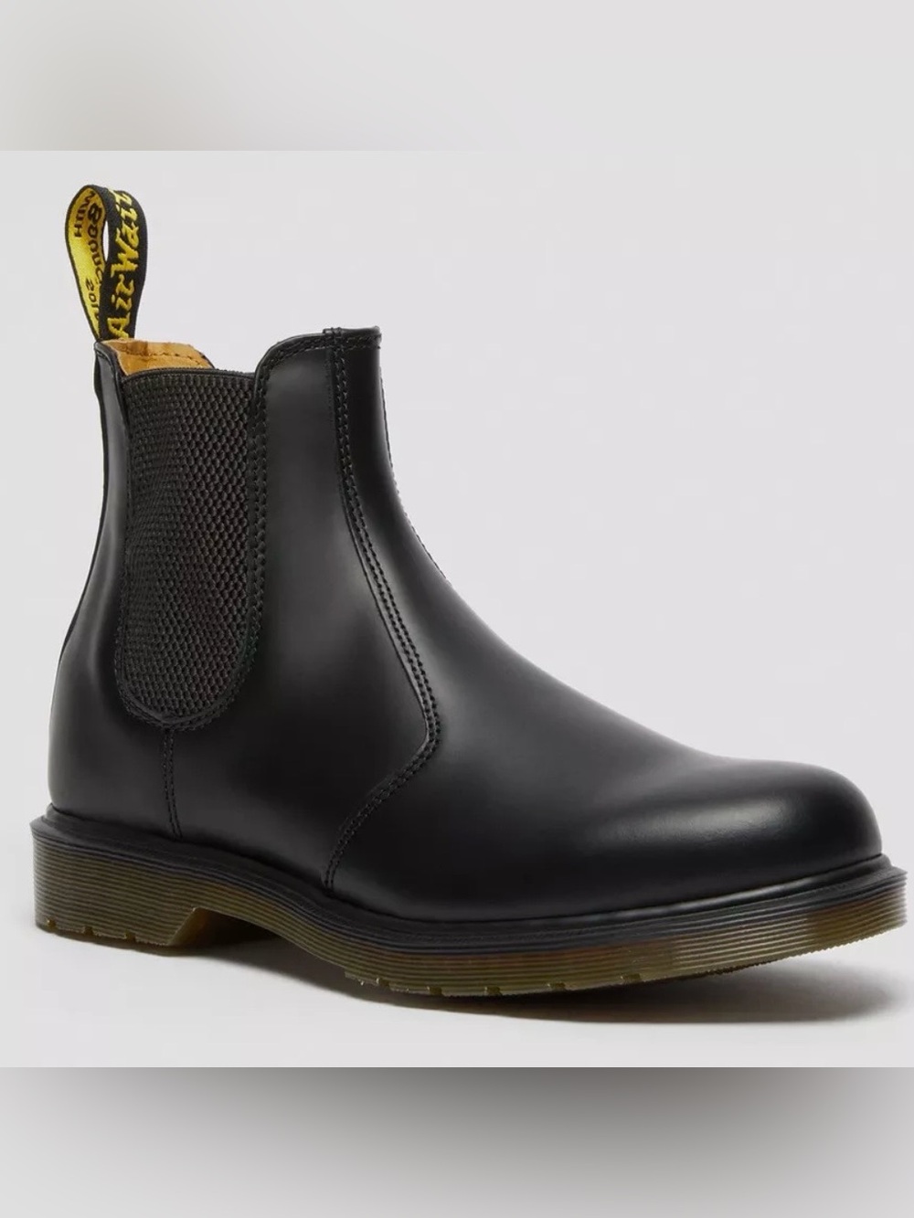 Dr. Martens 2976 Napa Leathet Chelsea Boots Slip Resistant